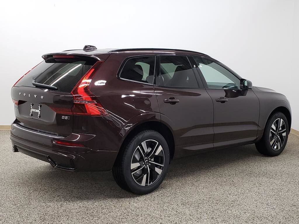 New 2026 Volvo XC60 B5 Core w/ Protection Package Premier AWD/4WD image 3