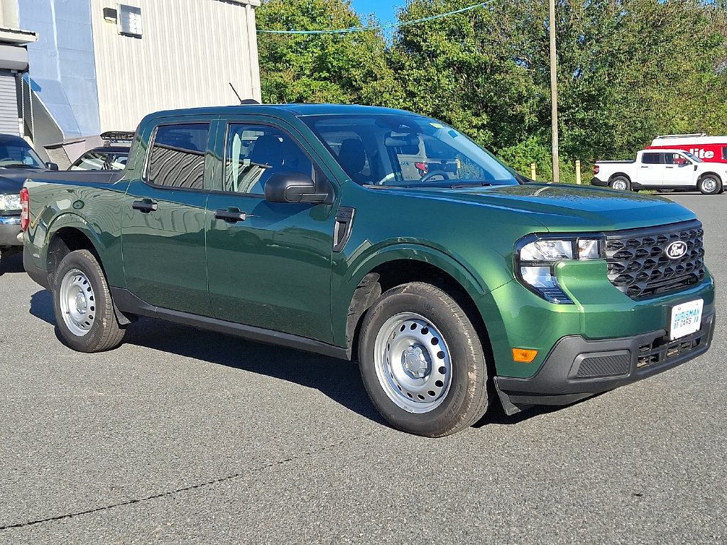 Used 2025 Ford Maverick XL w/ Equipment Group 101A AWD/4WD image 1