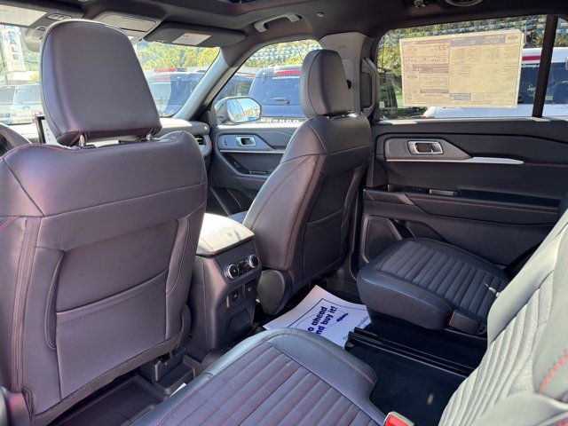 New 2026 Ford Explorer ST-Line w/ ST-Line Street Pack image 17