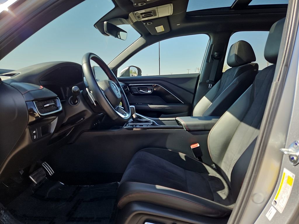 Used 2025 Acura ADX A-Spec image 21
