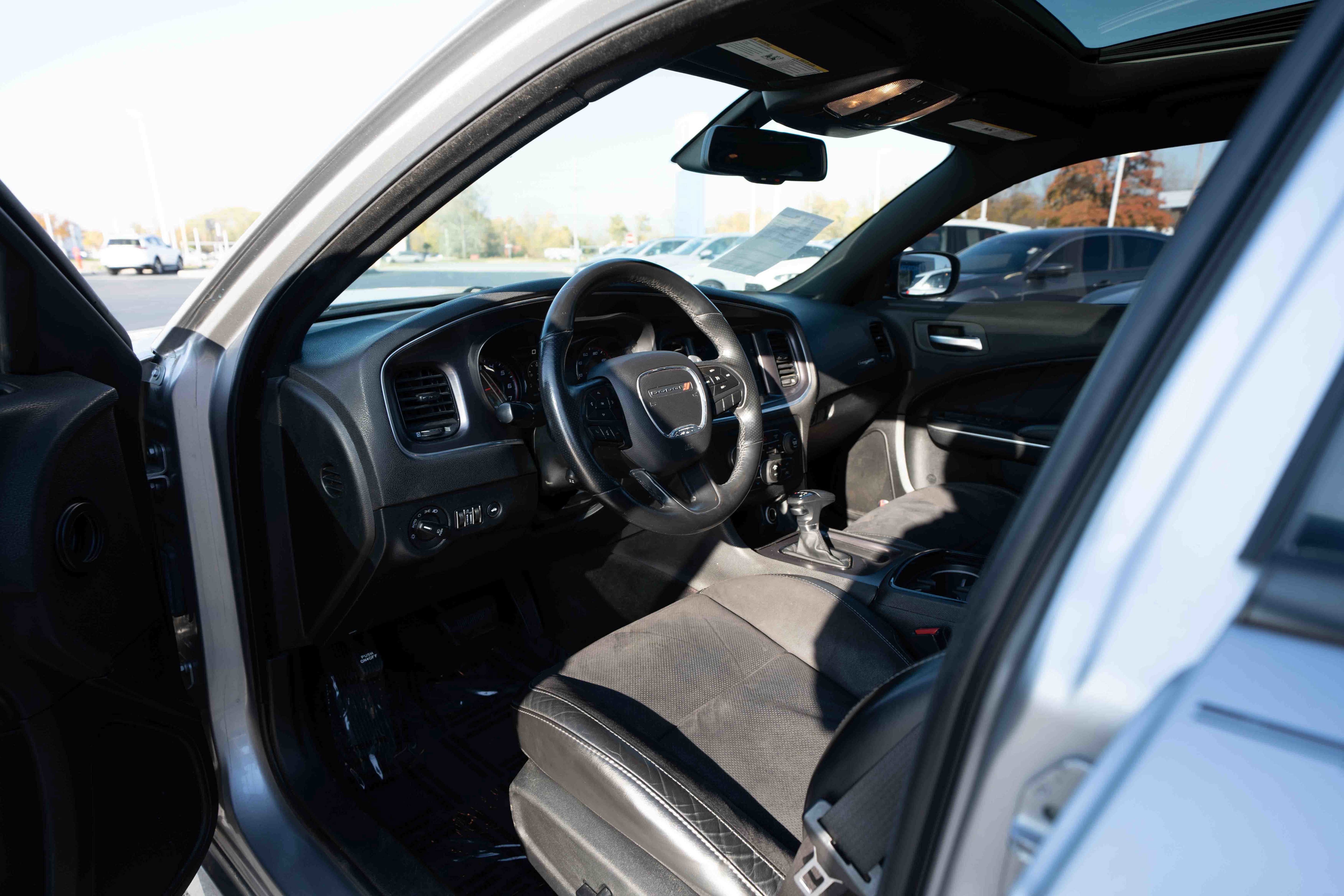 Used 2018 Dodge Charger SXT Plus w/ Quick Order Package 29J image 8