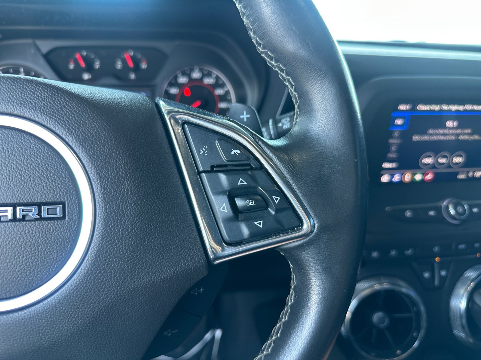 Used 2023 Chevrolet Camaro LT RWD image 18