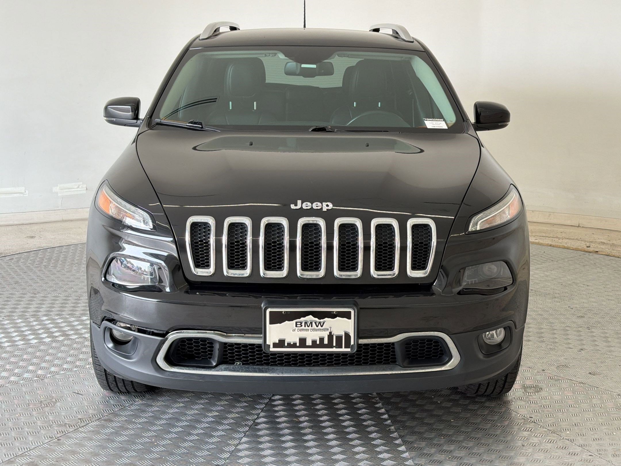 Used 2016 Jeep Cherokee Limited image 6