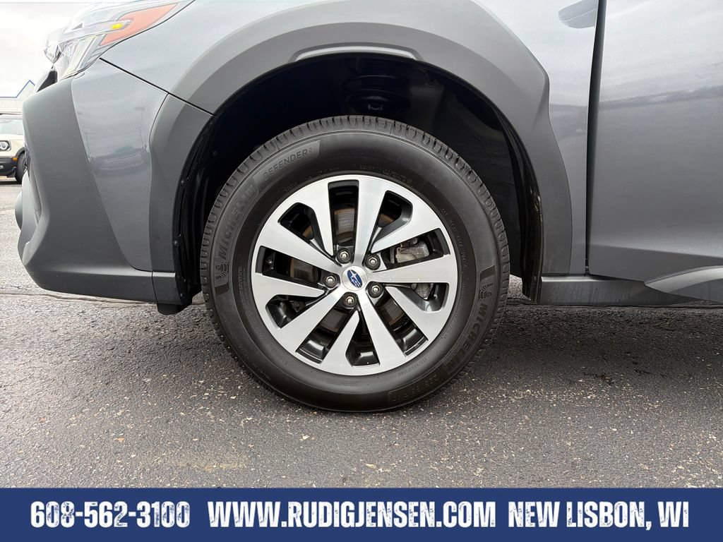 Used 2024 Subaru Outback Premium AWD/4WD image 25