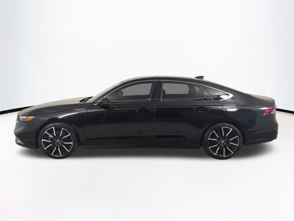 Used 2023 Honda Accord Touring image 8
