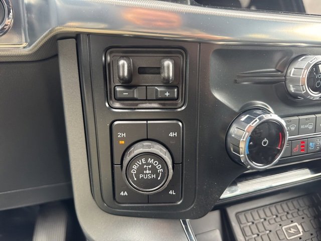 New 2025 Ford F150 Lariat w/ Equipment Group 502A High image 34