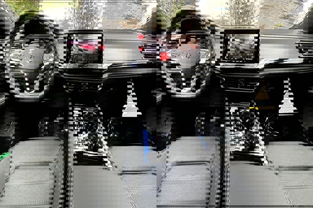 New 2025 Volkswagen Atlas Cross Sport SEL image 15