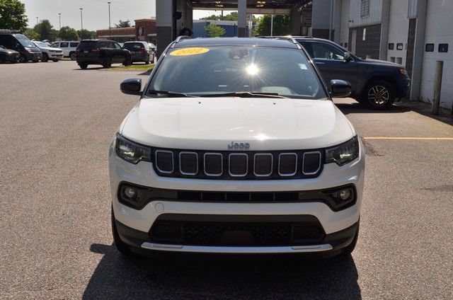 Used 2022 Jeep Compass Limited AWD/4WD image 3
