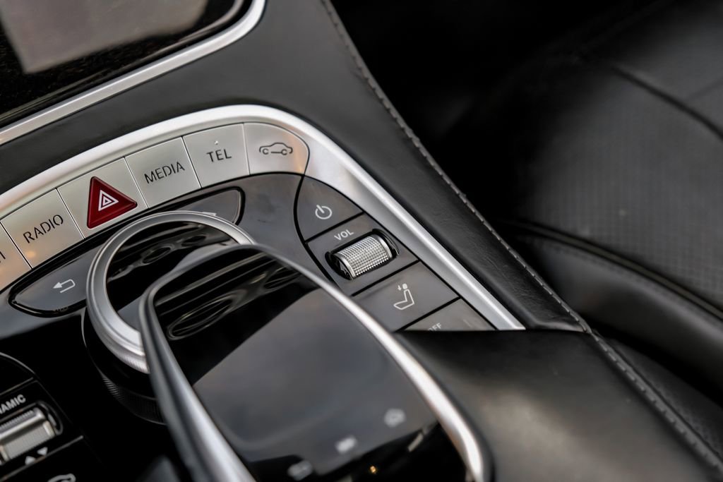 Used 2019 Mercedes-Benz S 560 4MATIC Sedan image 34