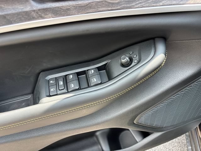 New 2026 Jeep Grand Cherokee L Limited AWD/4WD image 18