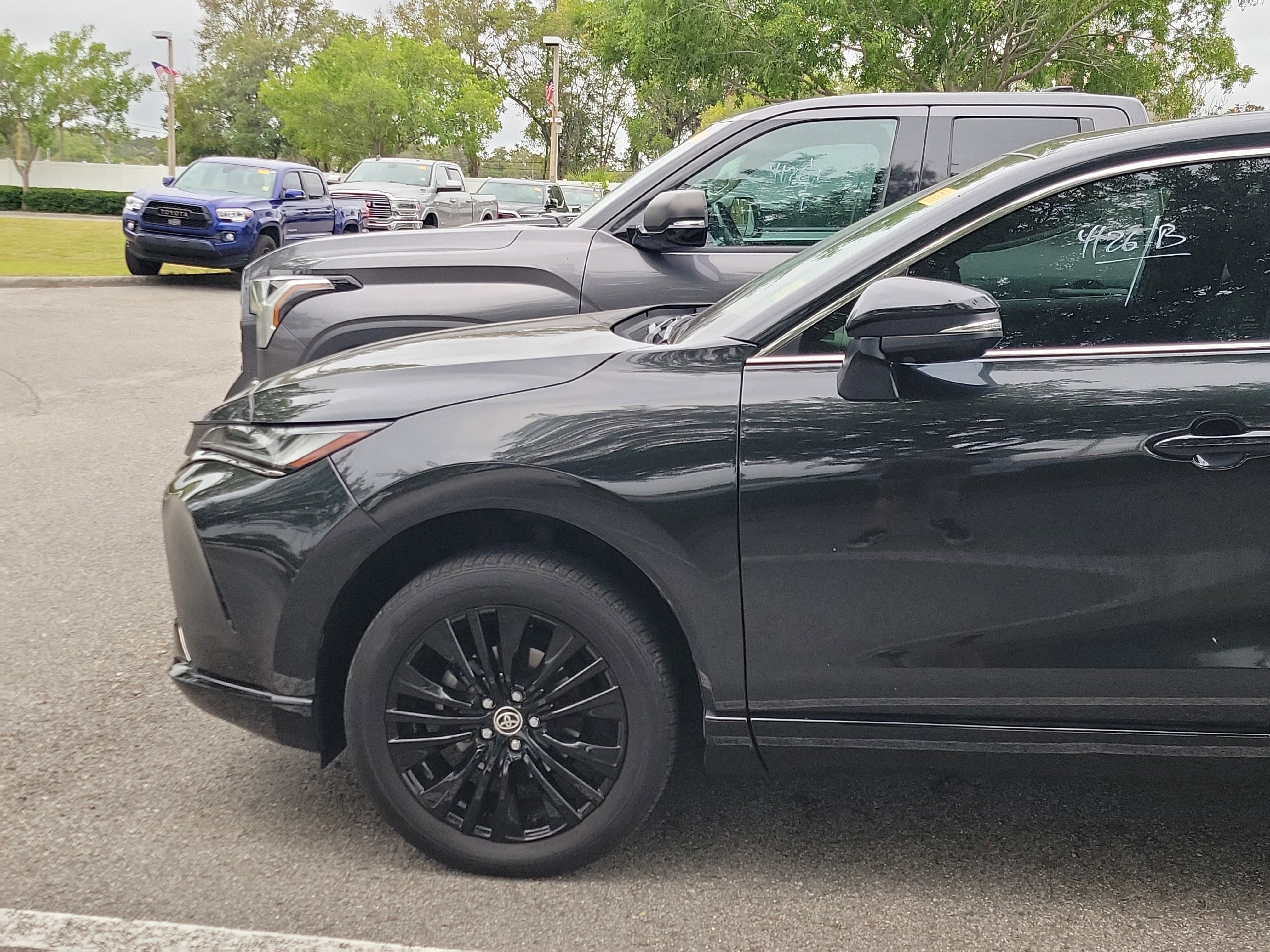 Used 2023 Toyota Venza Nightshade AWD/4WD image 21