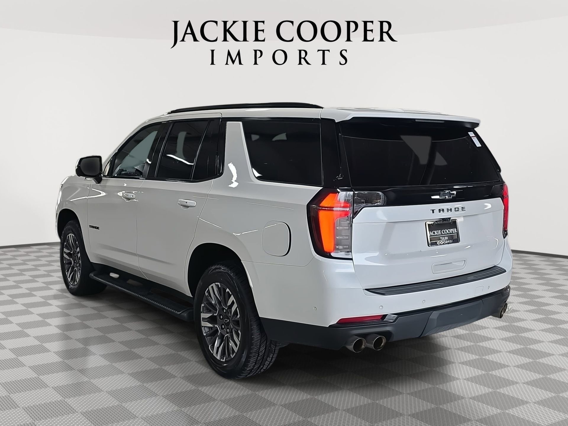 Used 2025 Chevrolet Tahoe Z71 AWD/4WD image 7