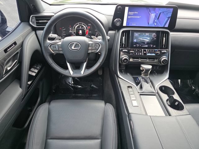Used 2024 Lexus LX 600 4WD w/ Premium Package image 22