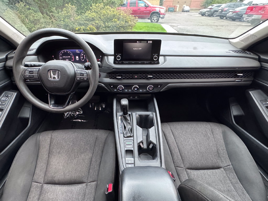 Used 2024 Honda Accord EX image 30