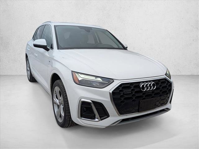 Certified 2023 Audi Q5 2.0T Premium Plus w/ Premium Plus Package AWD/4WD image 3