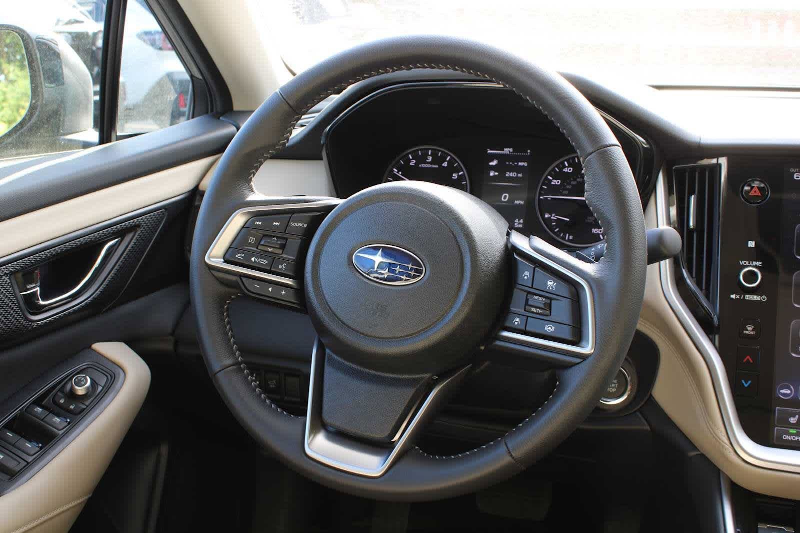 Used 2025 Subaru Outback Premium image 23