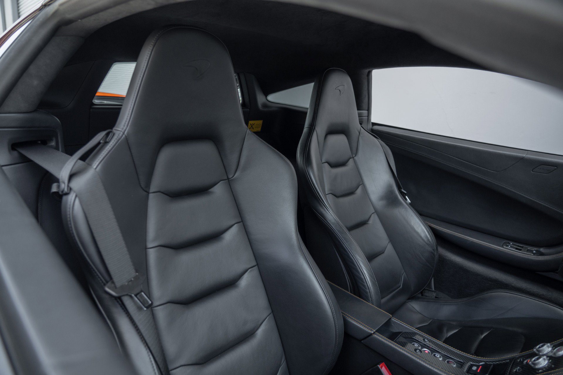 Used 2012 McLaren MP4-12C Coupe image 6