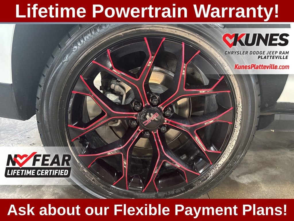 Used 2024 GMC Yukon XL AT4 w/ AT4 Premium Package image 13