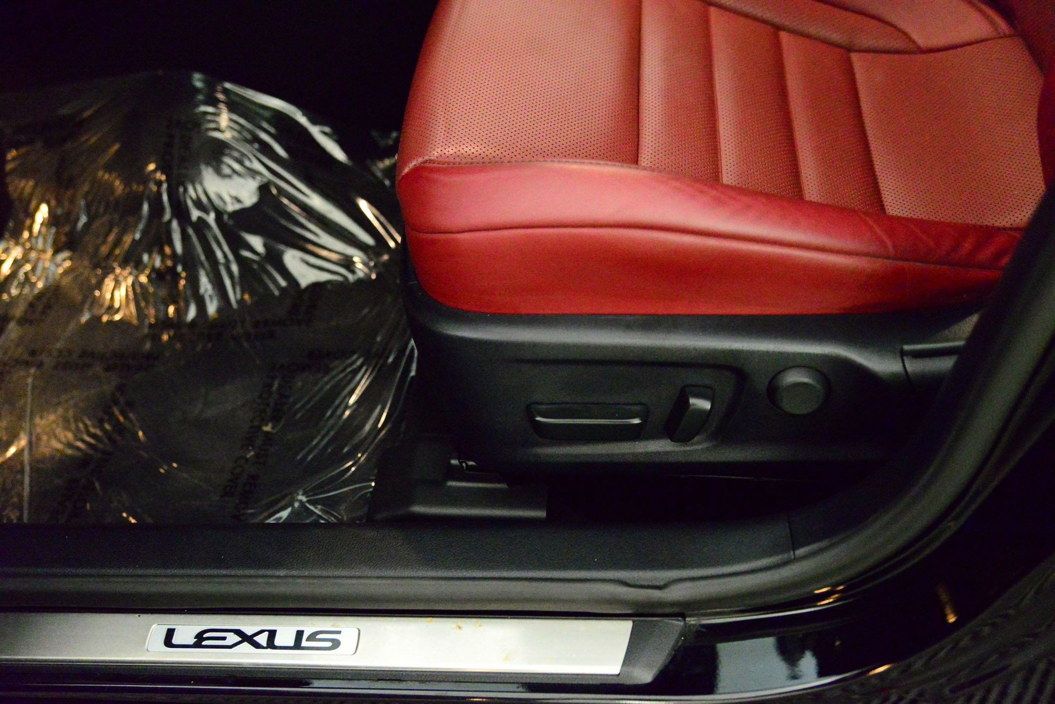 Used 2019 Lexus IS 300 AWD image 28