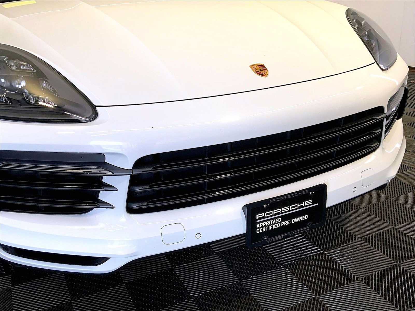 Certified 2021 Porsche Cayenne AWD/4WD image 34