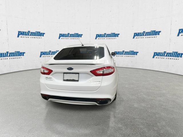 Used 2016 Ford Fusion Titanium FWD image 10