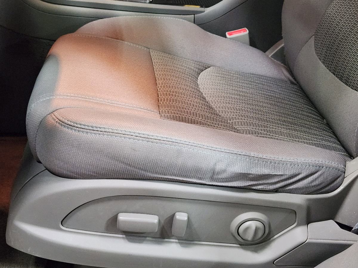 Used 2017 Chevrolet Traverse LT image 43