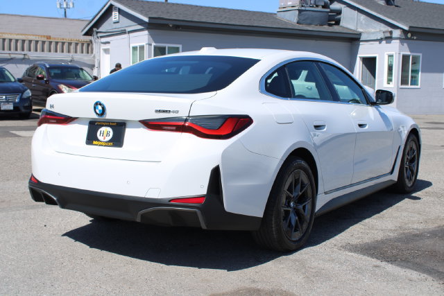 Used 2025 BMW i4 eDrive40 RWD image 5