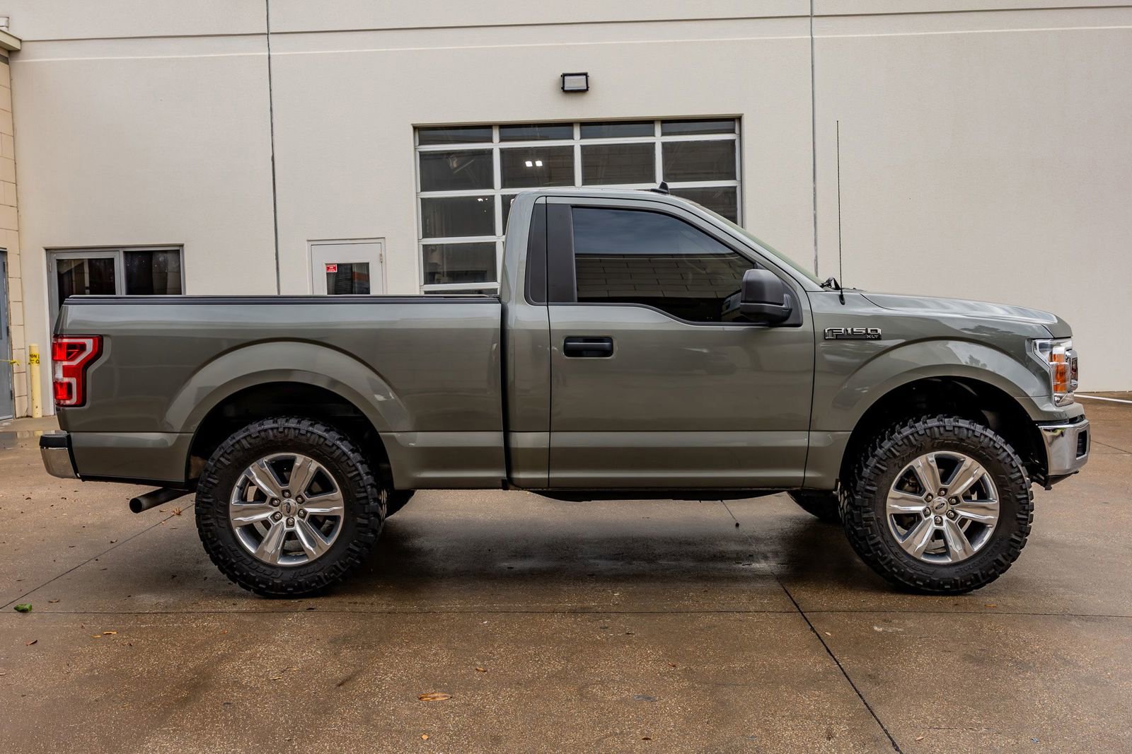 Used 2020 Ford F150 XLT w/ Equipment Group 301A Mid image 10