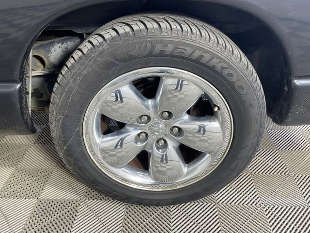 Used 2002 Dodge Ram 1500 Truck 2WD Quad Cab image 12