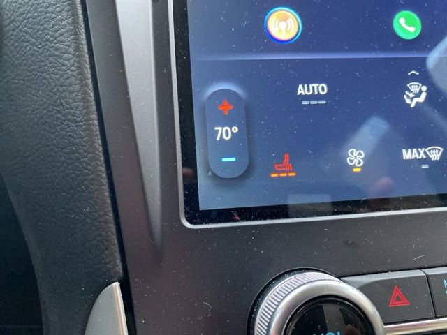 Certified 2024 Ford Edge SEL image 9