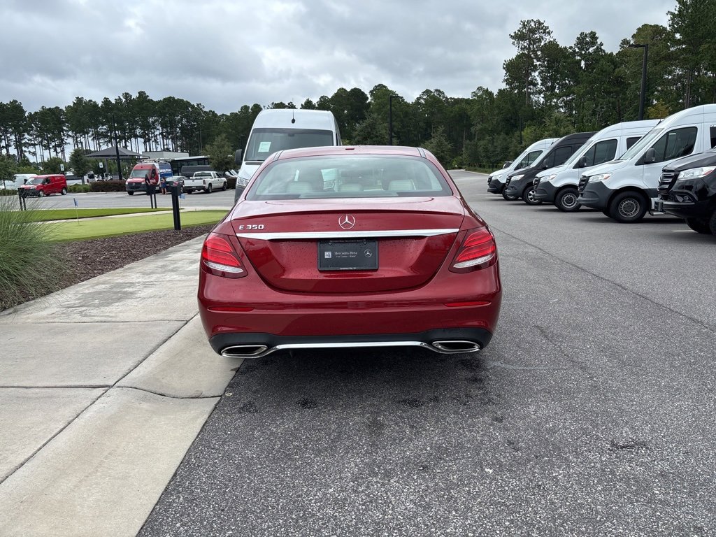 Used 2020 Mercedes-Benz E 350 Sedan image 4