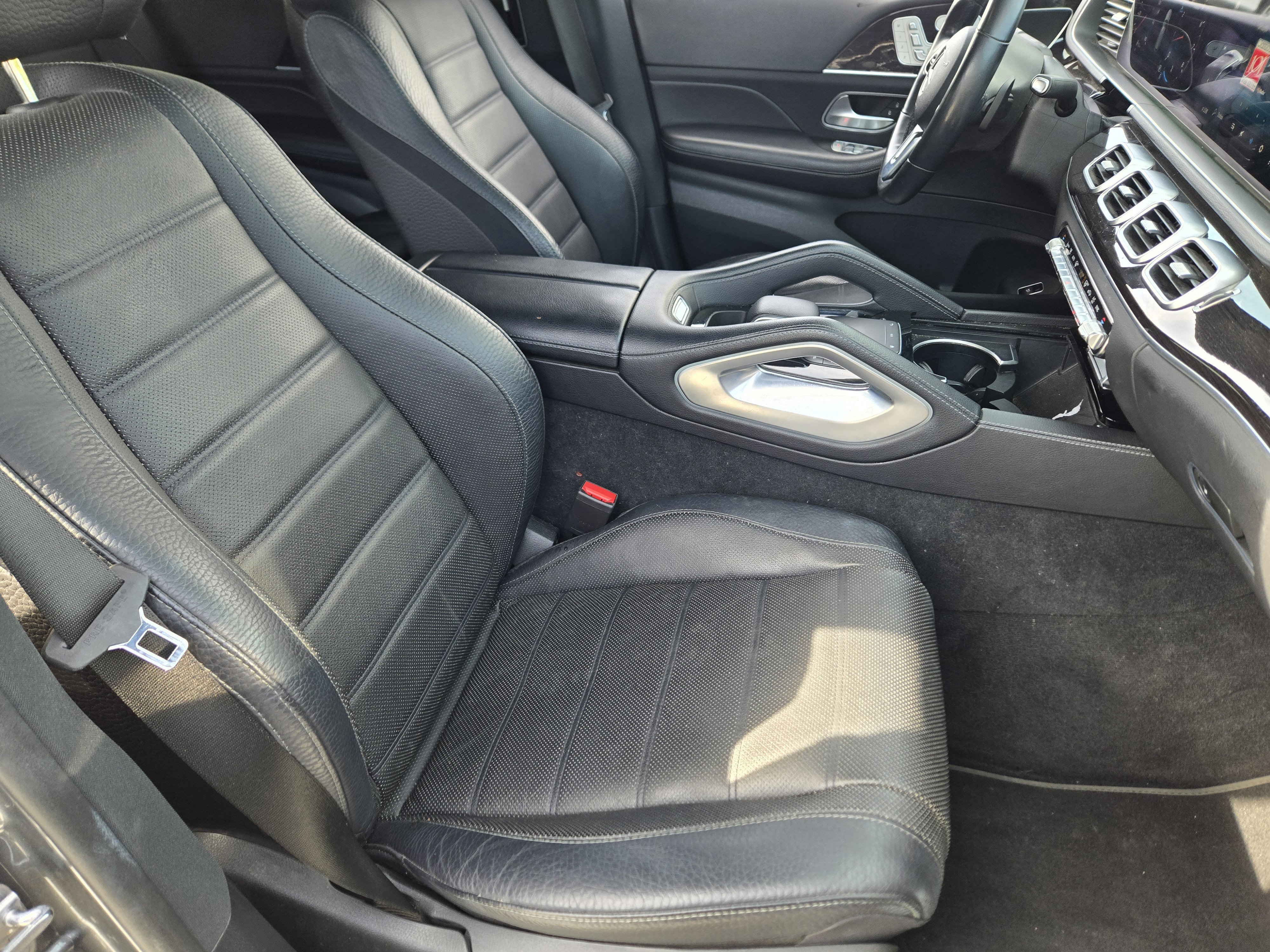 Used 2022 Mercedes-Benz GLE 350 4MATIC image 9