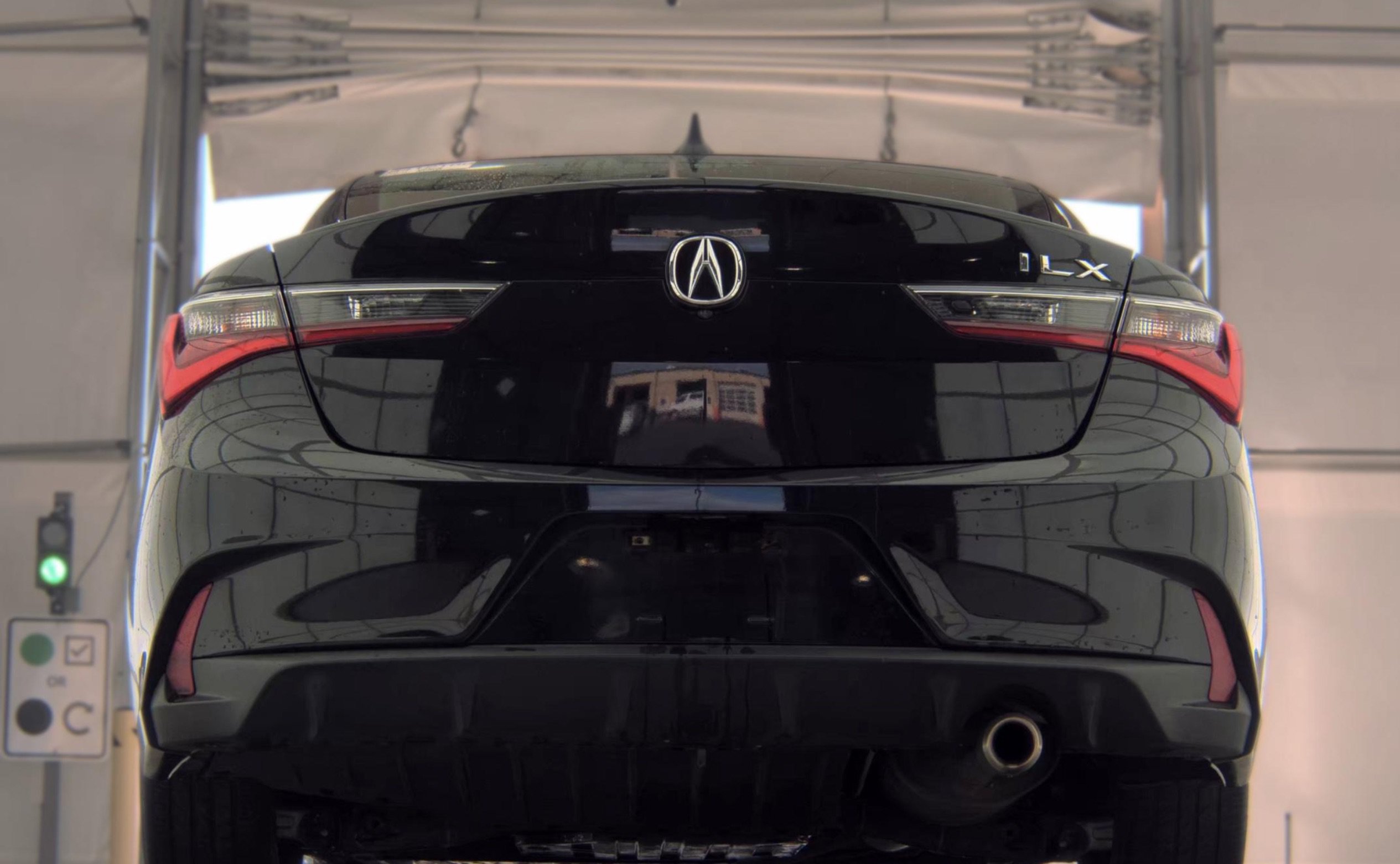 Used 2019 Acura ILX FWD image 4