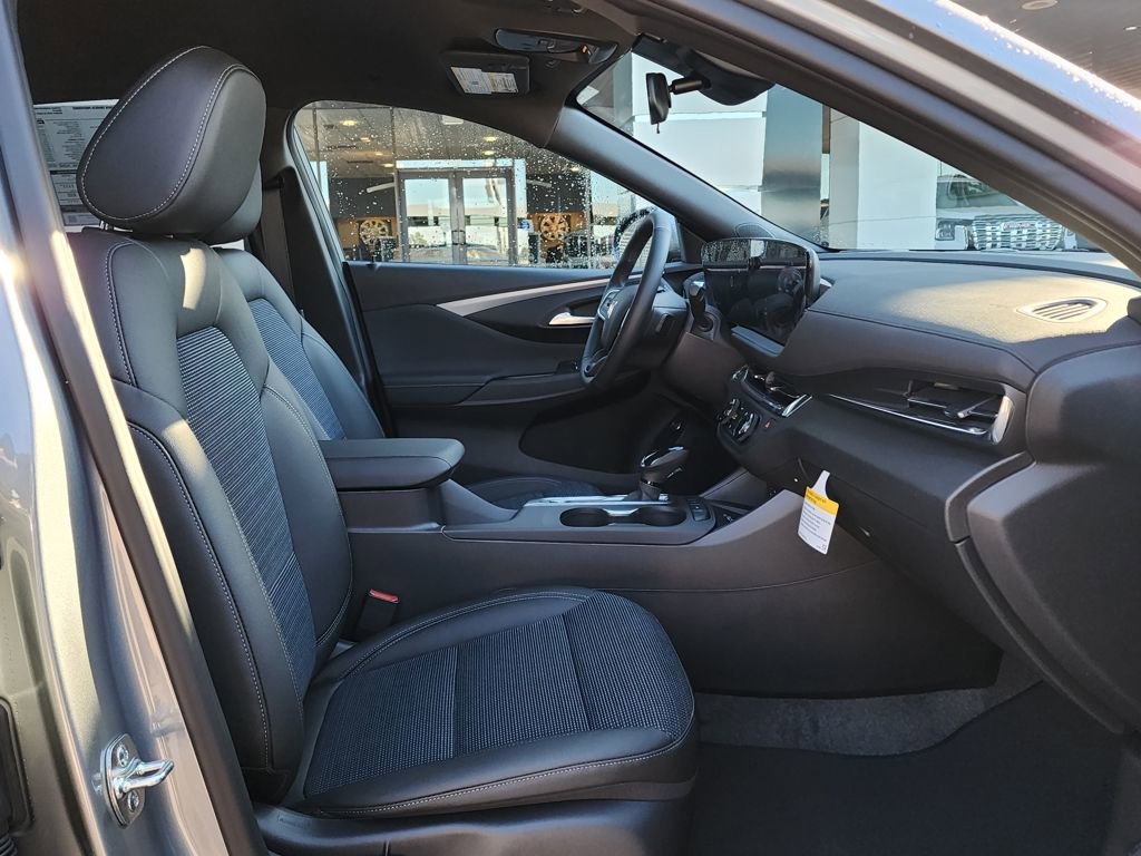 New 2026 Buick Envista Sport Touring w/ Convenience I Package FWD image 36