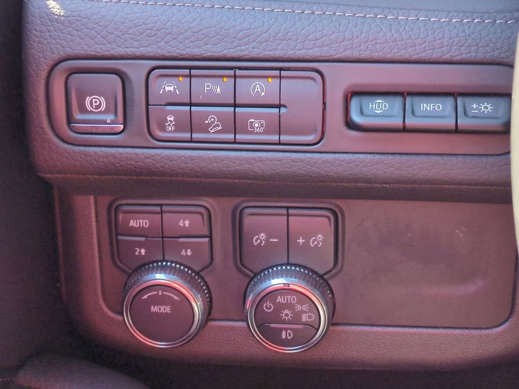 Certified 2024 GMC Yukon XL Denali image 18
