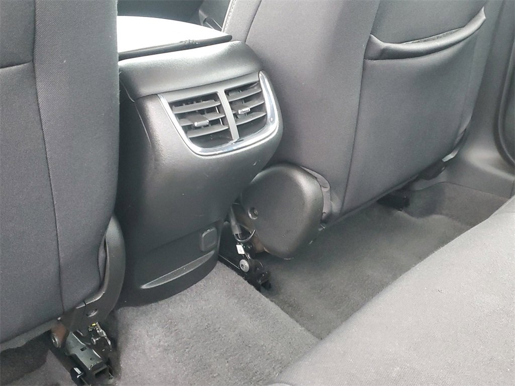 Used 2024 Chevrolet Malibu LT image 12