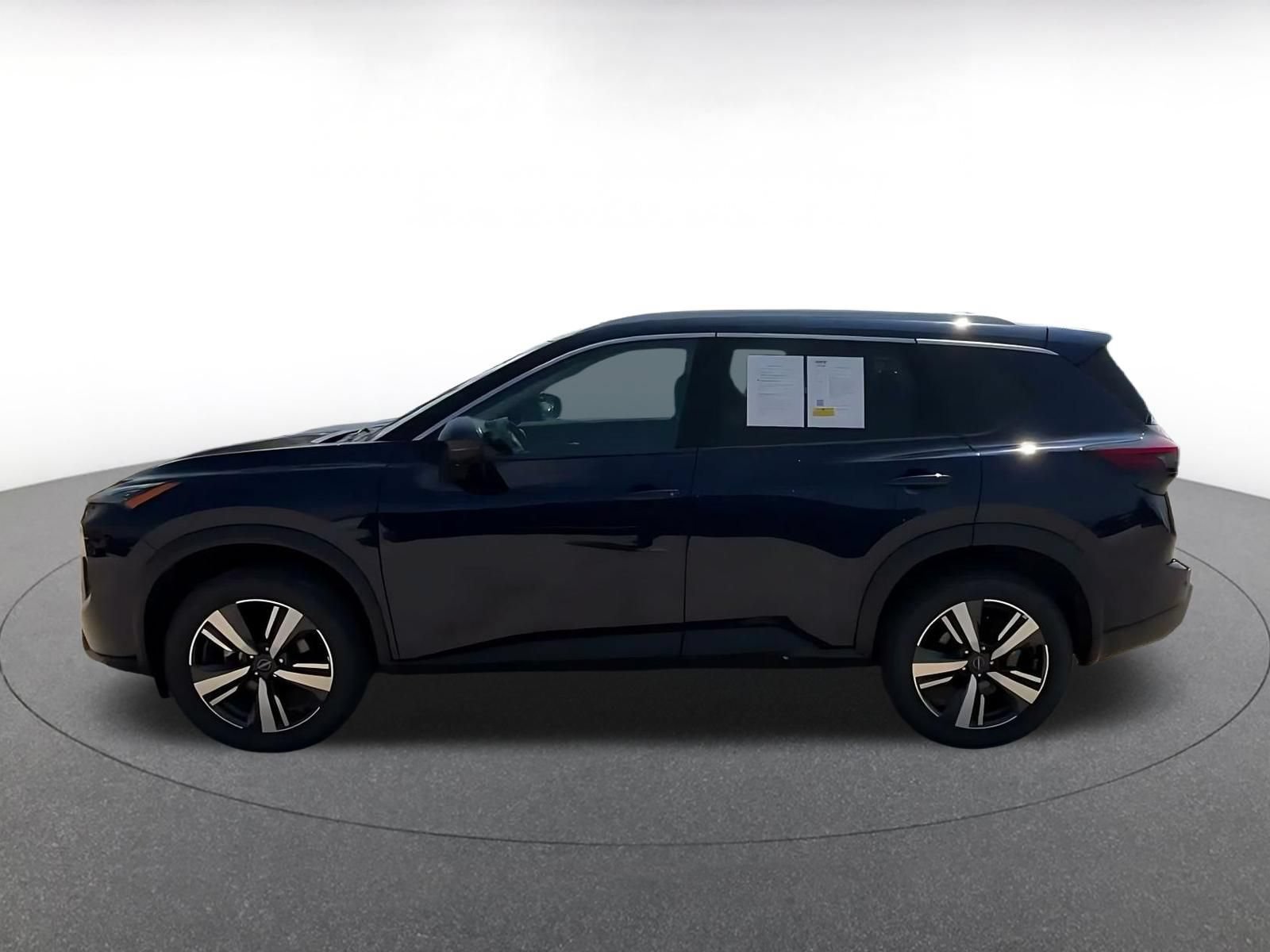 Used 2026 Nissan Rogue SL AWD/4WD image 9