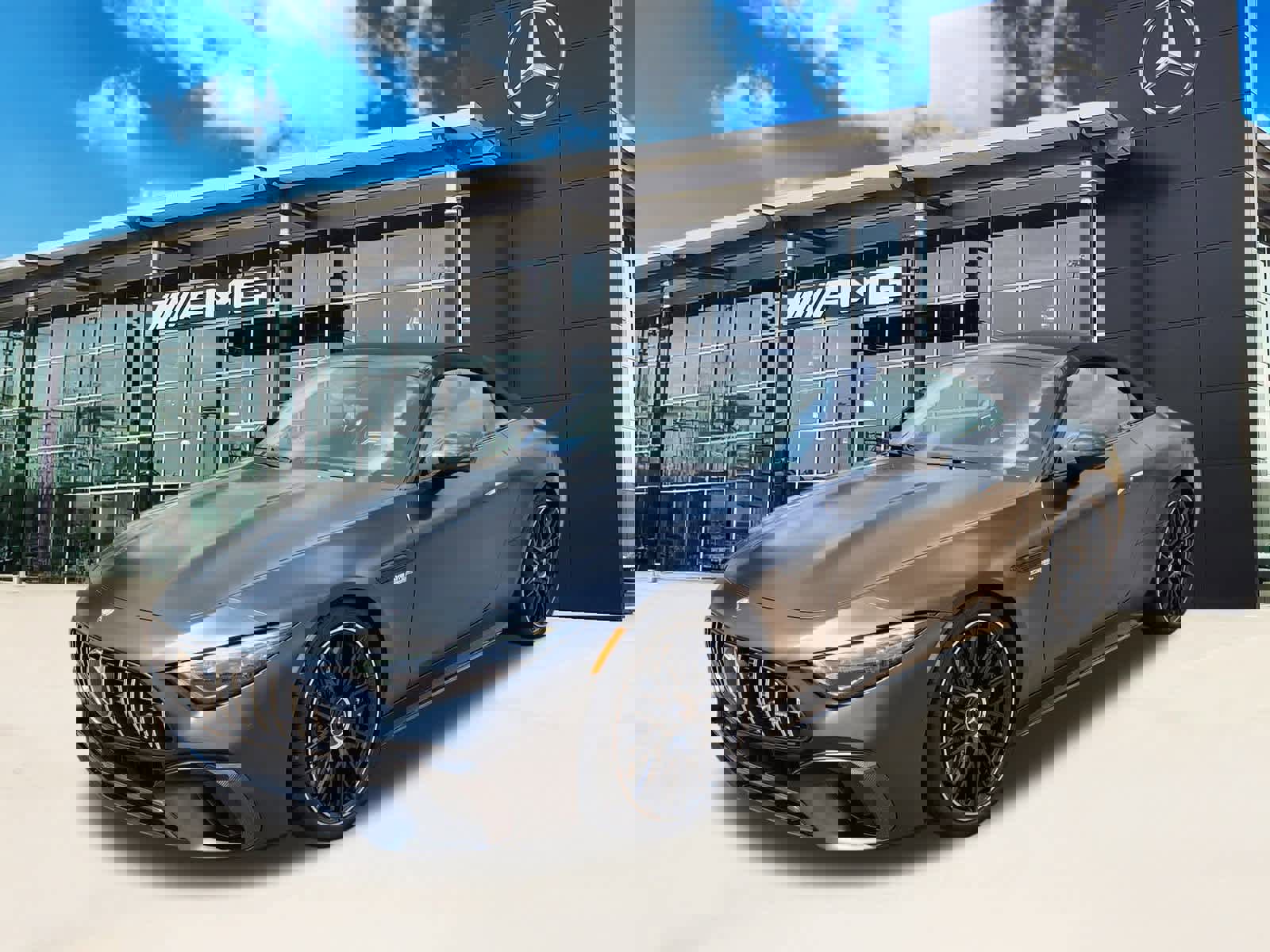 New 2025 Mercedes-Benz SL 63 AMG S e Performance 4MATIC image 1