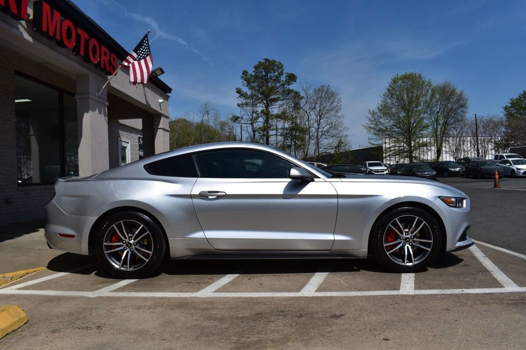 Used 2016 Ford Mustang Coupe RWD image 7