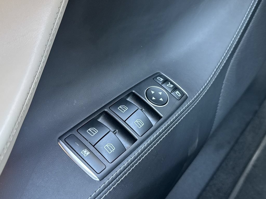 Used 2021 Tesla Model S Performance AWD/4WD image 31