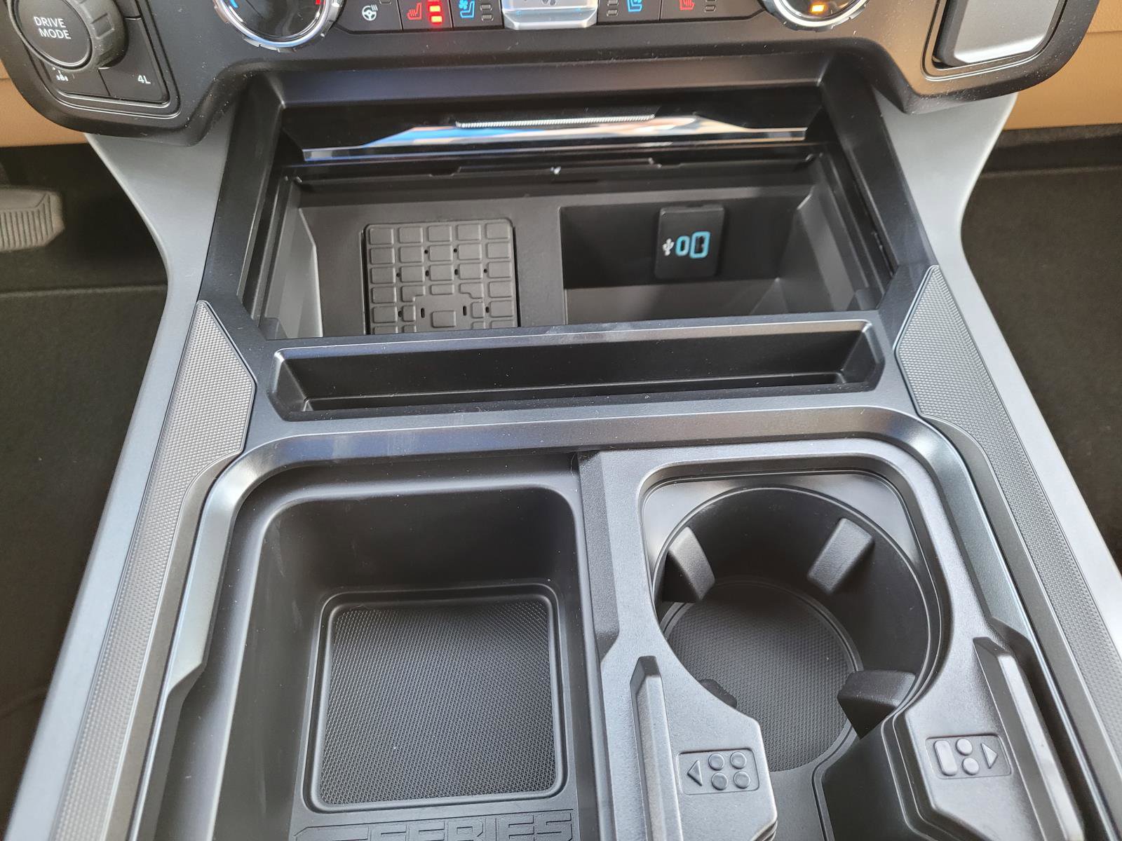 New 2026 Ford F250 Lariat w/ FX4 Off-Road Package image 18