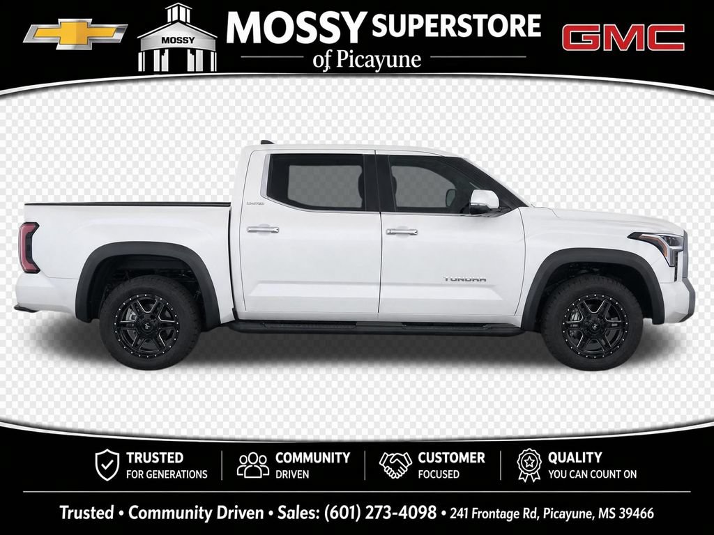 Used 2024 Toyota Tundra Limited w/ Power Package AWD/4WD image 9