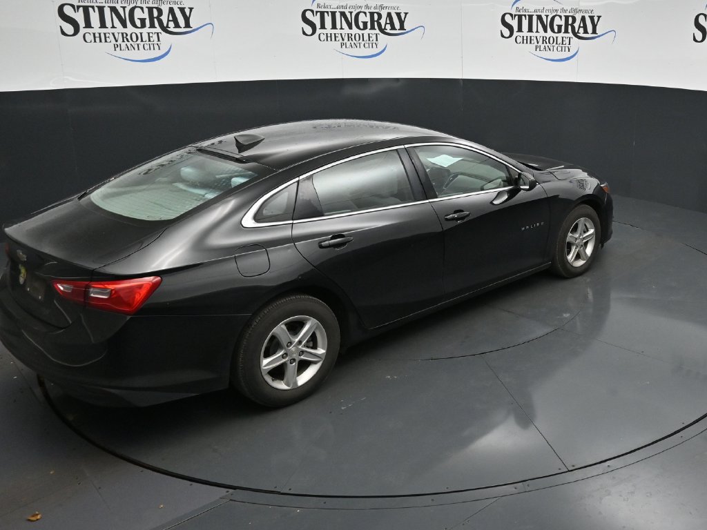 Used 2021 Chevrolet Malibu LS FWD image 24
