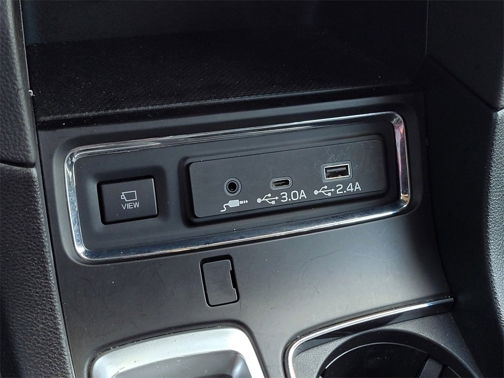 Used 2023 Subaru Ascent Limited w/ Technology Package image 26