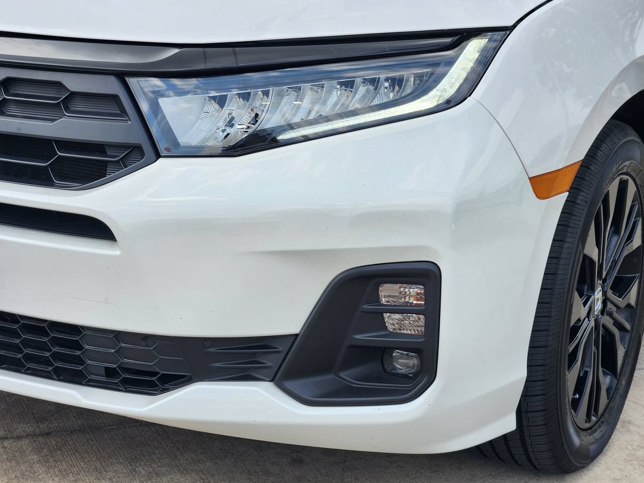 Used 2025 Honda Odyssey Sport-L image 9