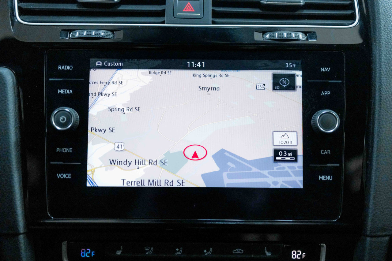 Used 2018 Volkswagen Golf R DCS and Navigation 7A image 64