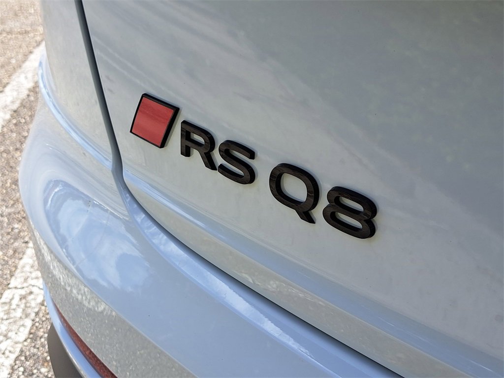 New 2026 Audi RS Q8 performance image 5