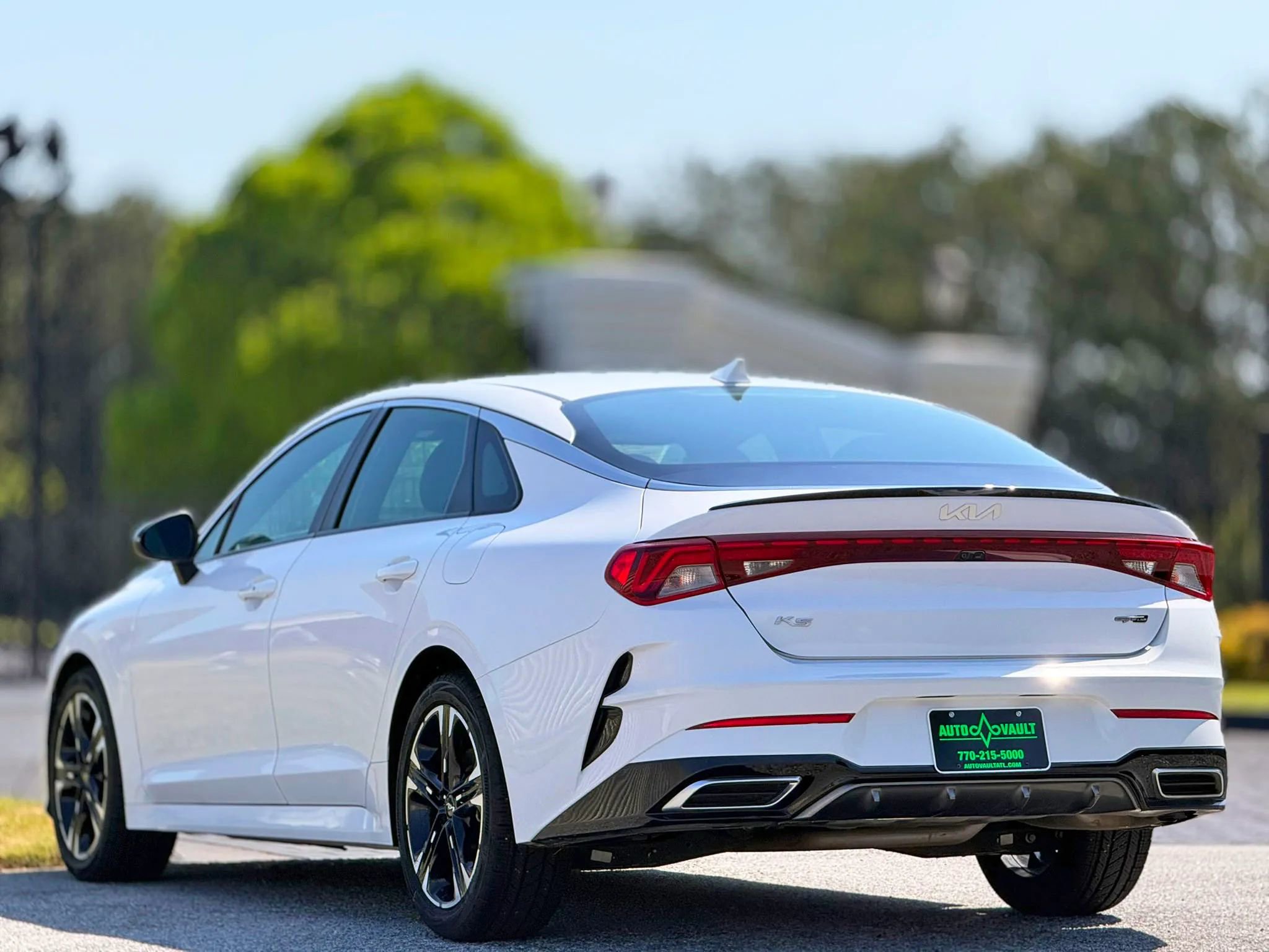 Used 2022 Kia K5 GT-Line FWD image 9