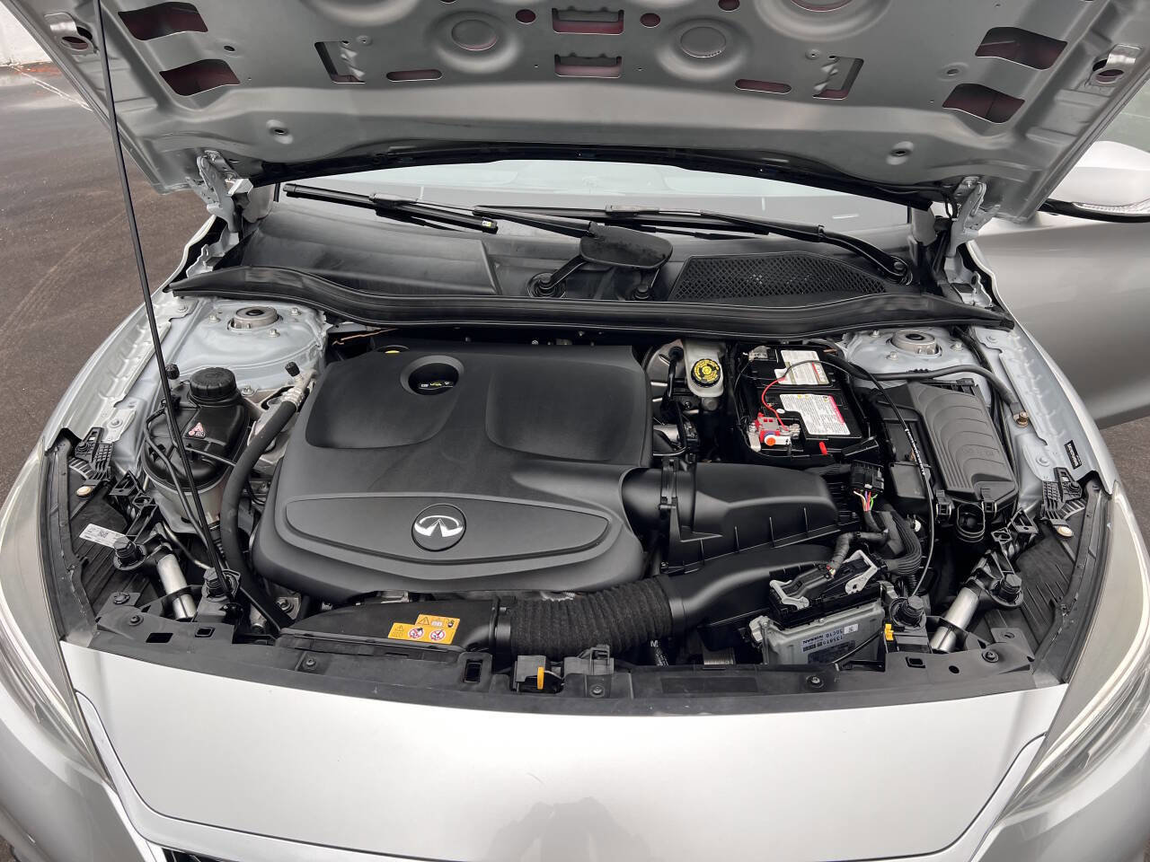 Used 2018 INFINITI QX30 Premium w/ Navigation Package image 55