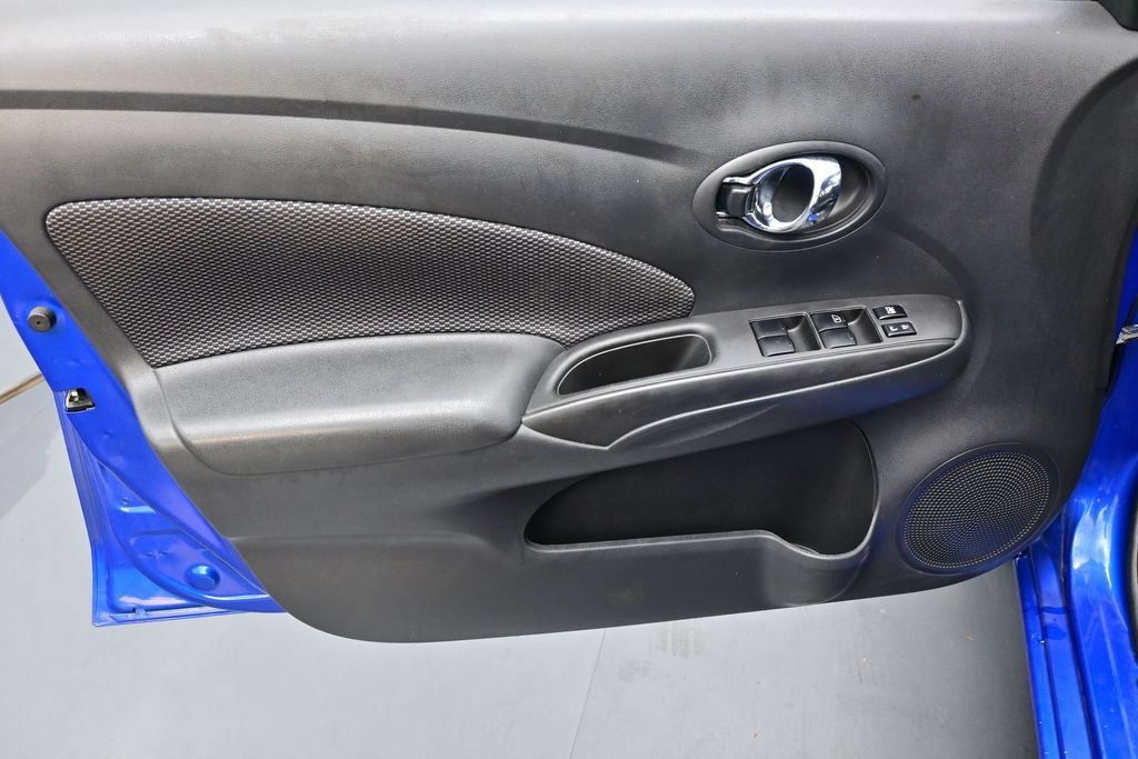 Used 2017 Nissan Versa SV FWD image 18